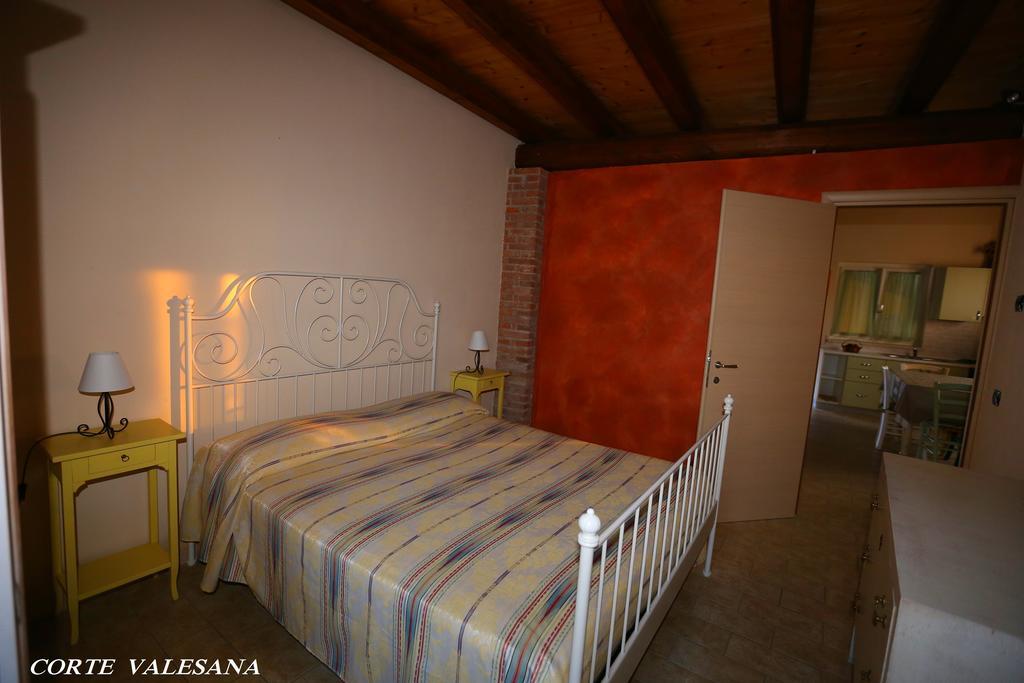 Corte Valesana Lazise Cameră foto